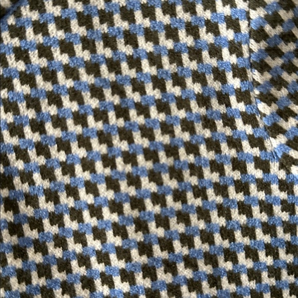 adorable cardigan! - Picture 3 of 3